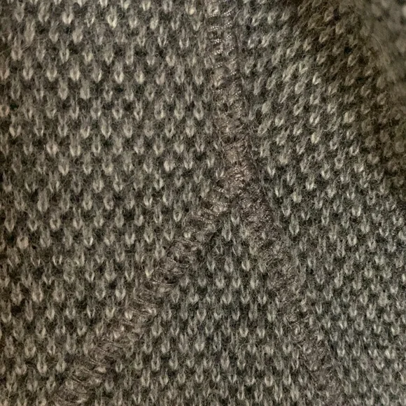 Prana grey wool blend long sleeve sweater with wide neck with buttons Size M - Picture 3 of 10